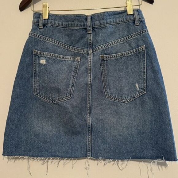 FREE PEOPLE WE THE FREE Hallie Blue Denim Distressed Mini Skirt Size 27 NWOT - Picture 5 of 11